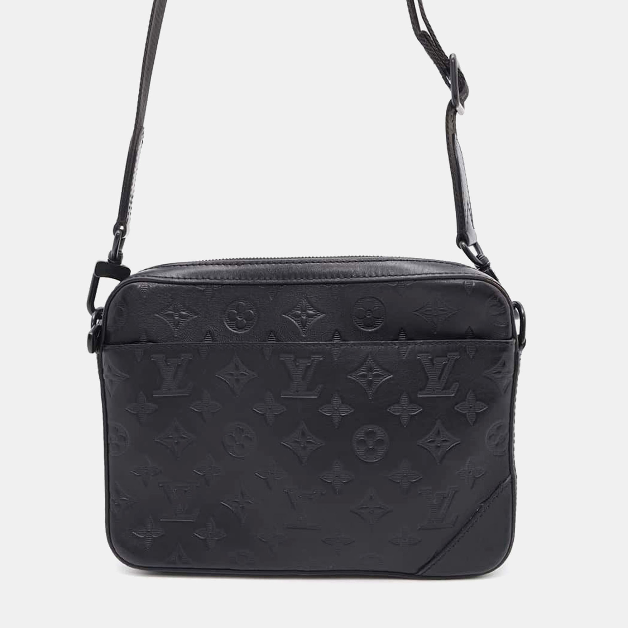 

Louis Vuitton Noir Monogram Shadow Duo Messenger Bag, Black