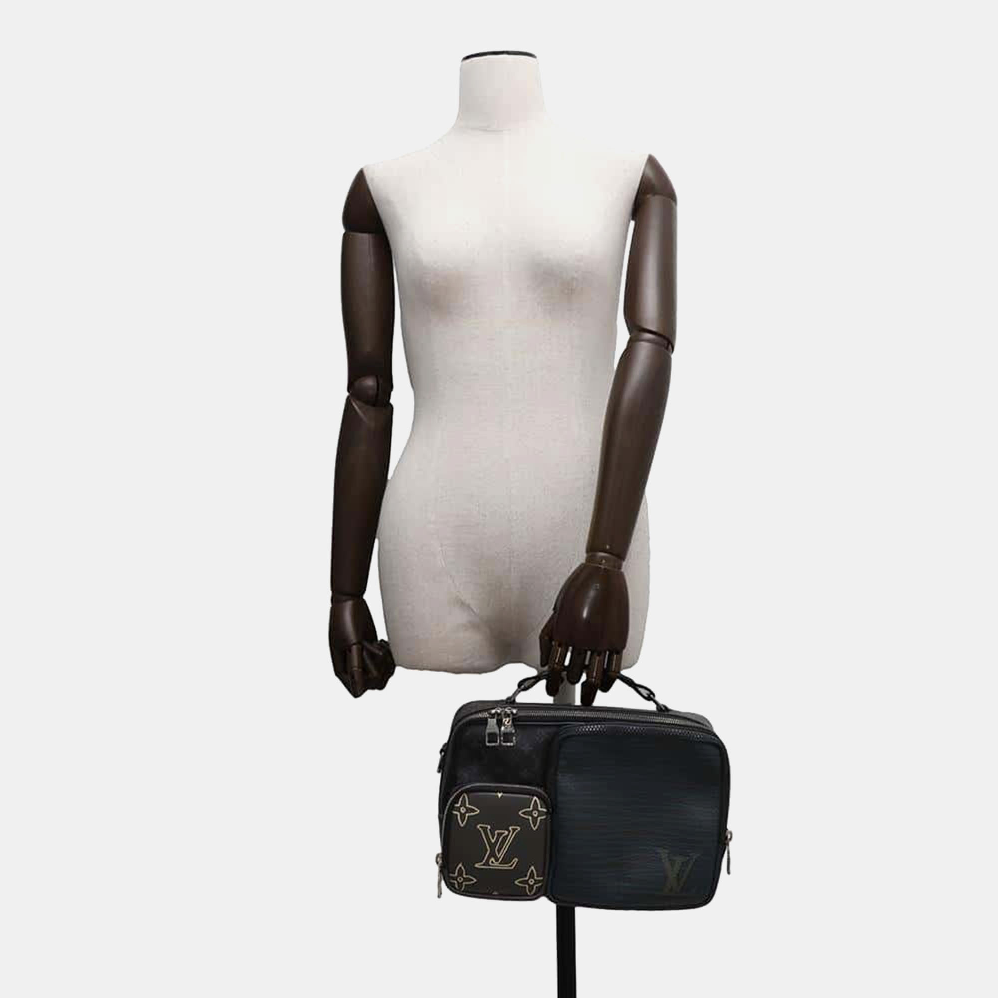 Louis Vuitton Noir Monogram Eclipse Leather Messenger Bag 