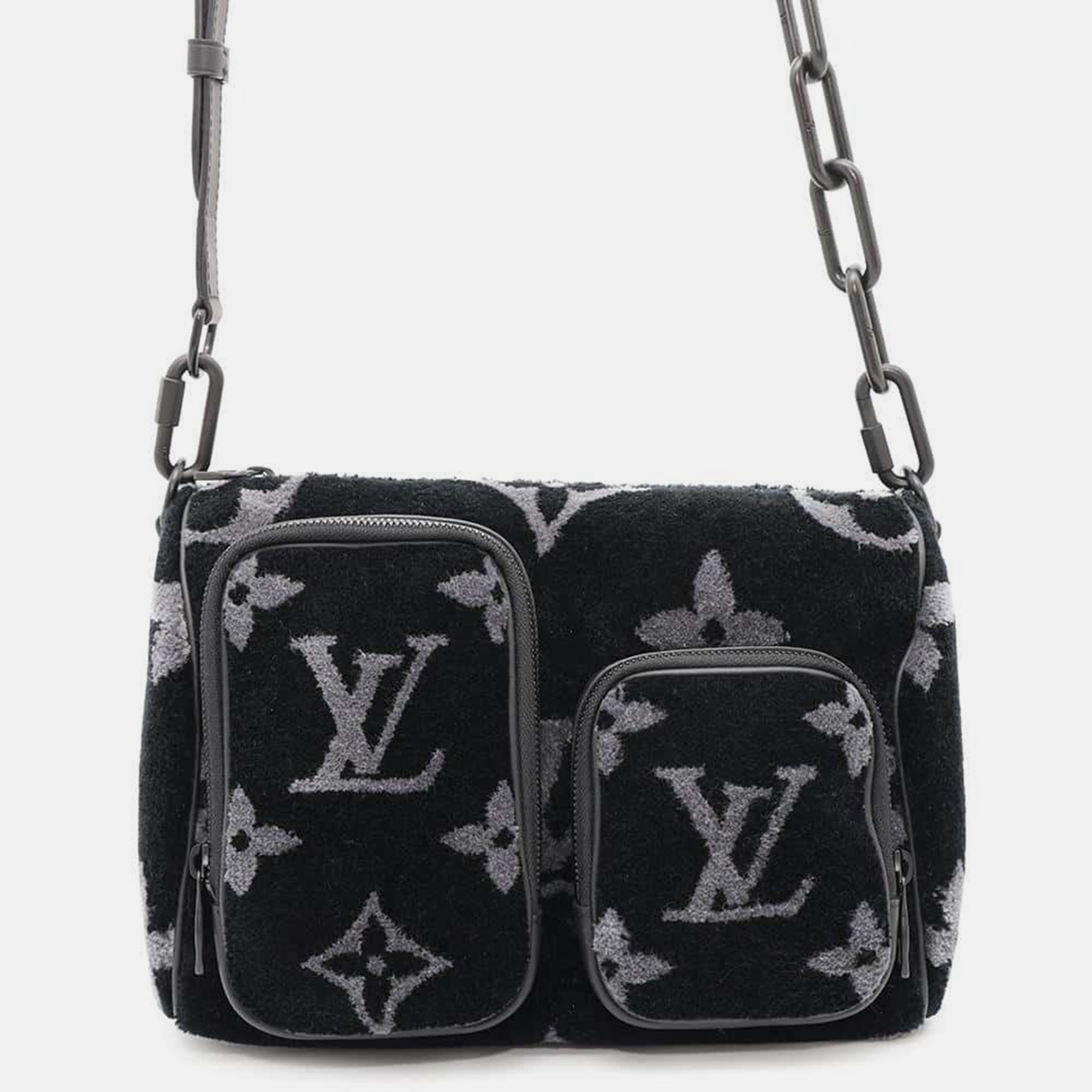 

Louis Vuitton Keepall Bandouliere Noir Monogram Eclipse Tuftage Size, Black