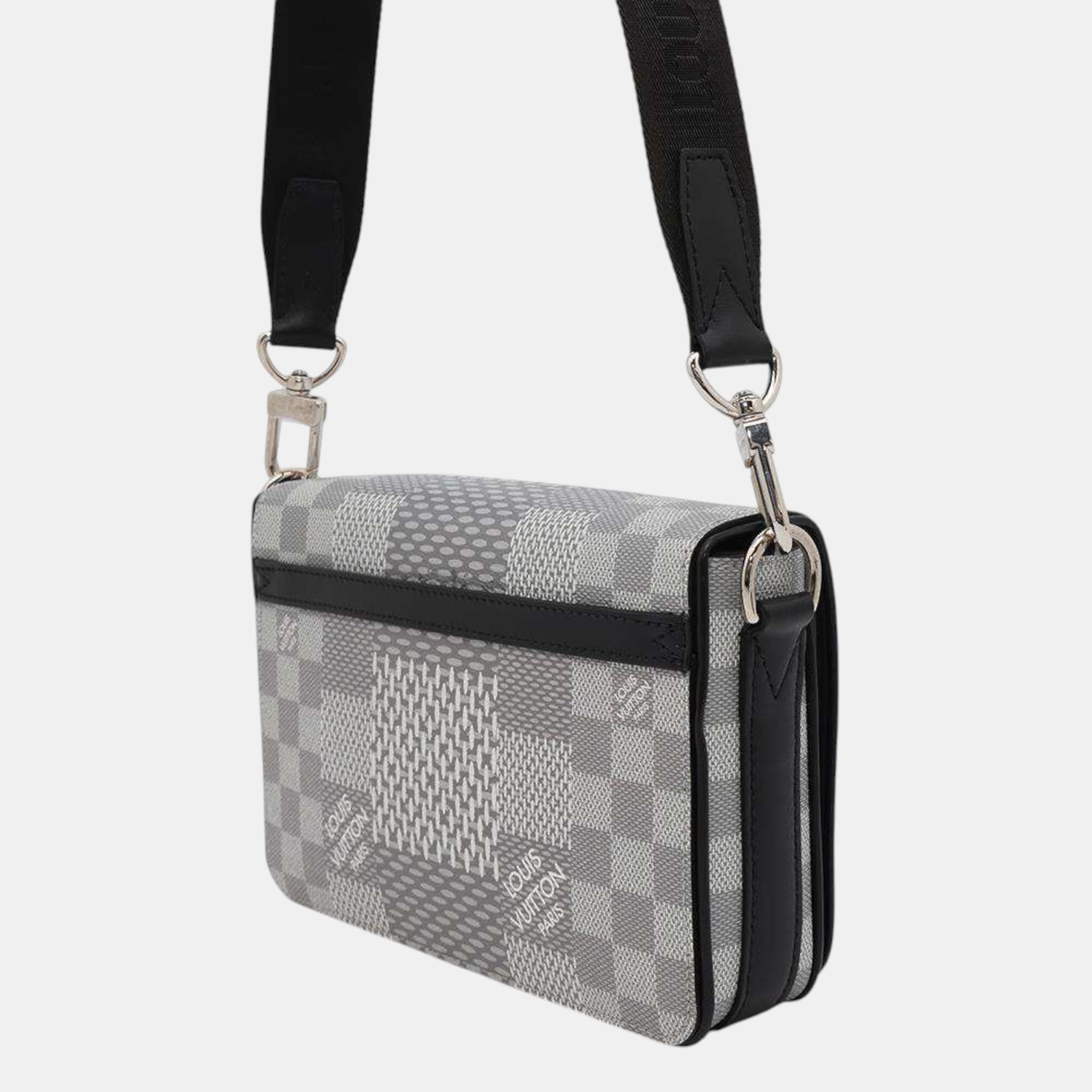 Louis Vuitton Damier Graphite 3D Studio Messenger Antarctica Bag 