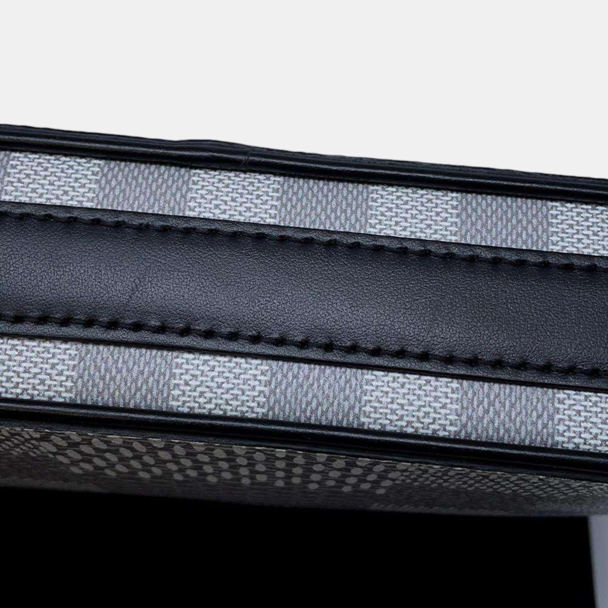 Louis Vuitton Damier Graphite 3D Studio Messenger Antarctica Bag 