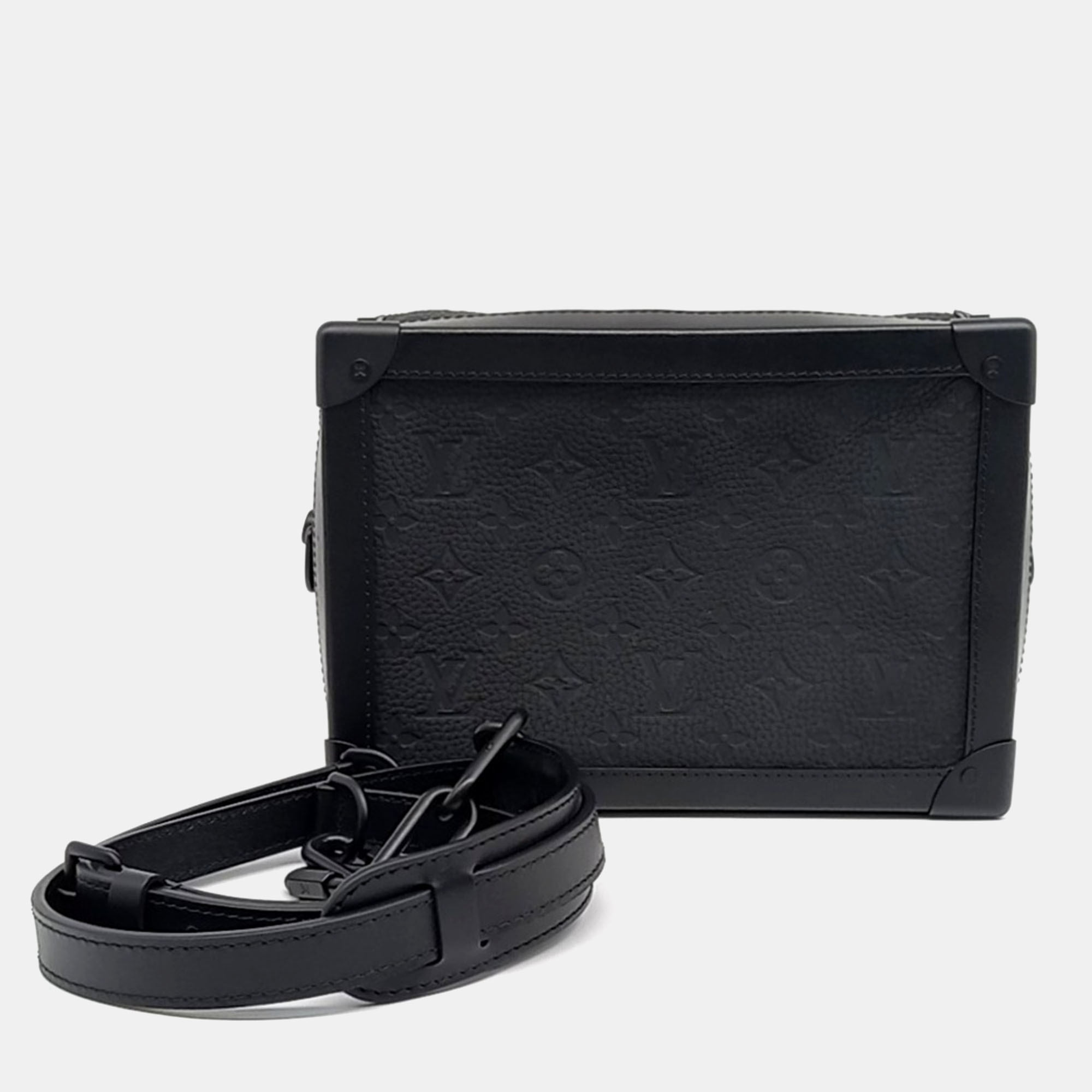 

Louis Vuitton Black Leather Soft Trunk bag