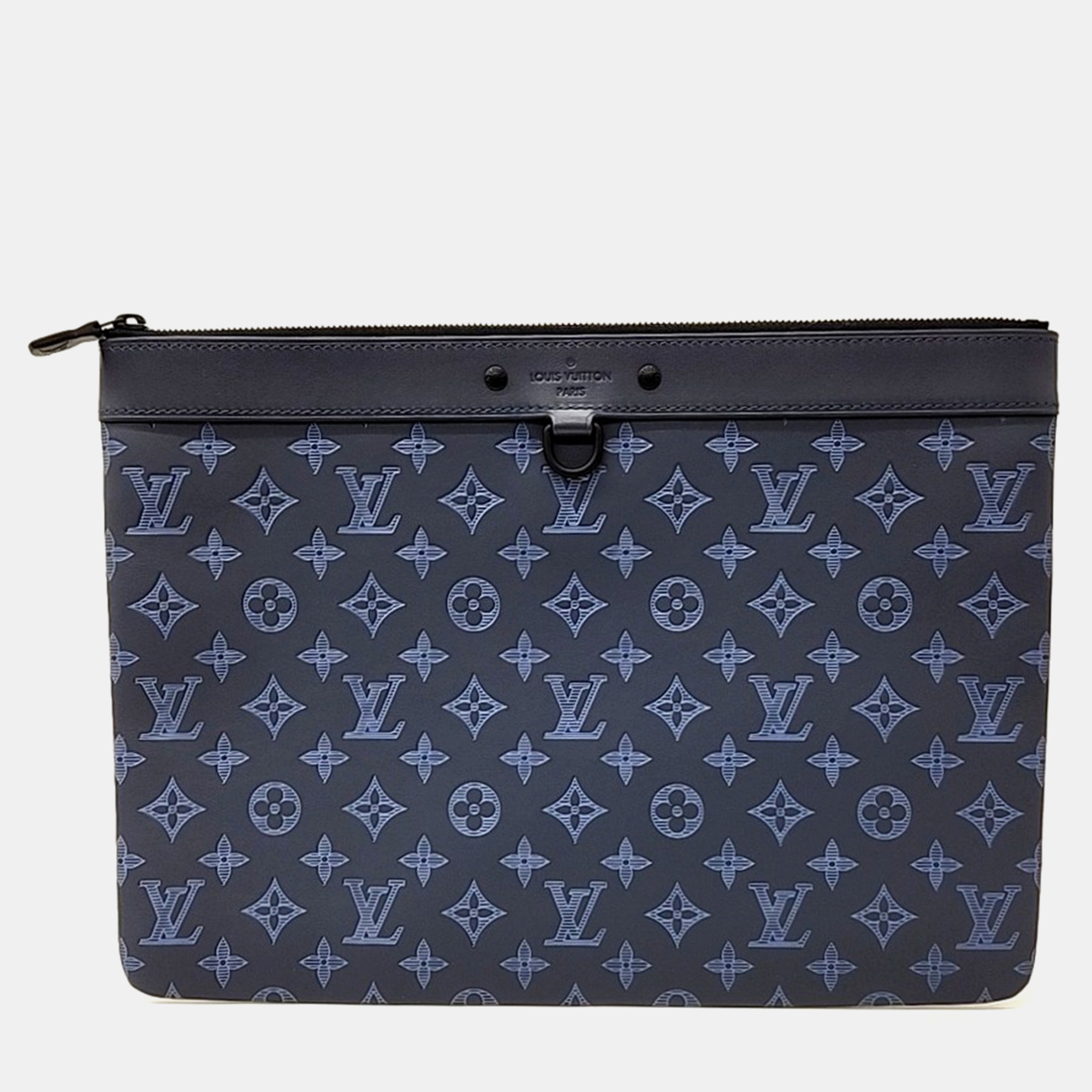 

Louis Vuitton Navy Blue Leather Discovery Pochette Clutch bag