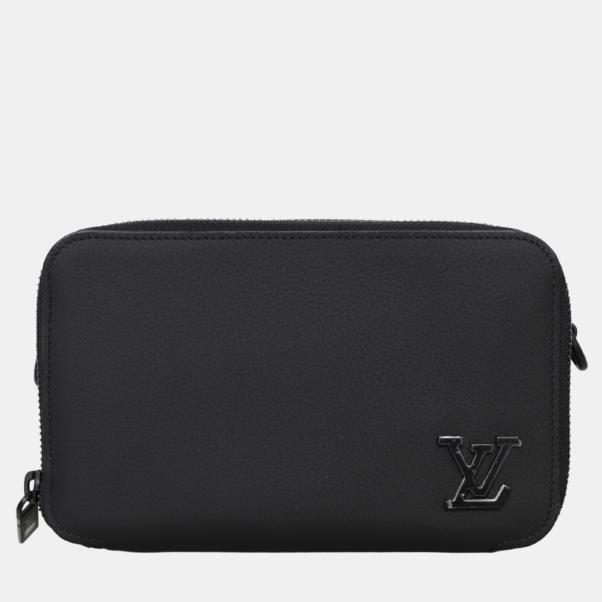 

Aerogram Alpha Wearable Wallet, Black