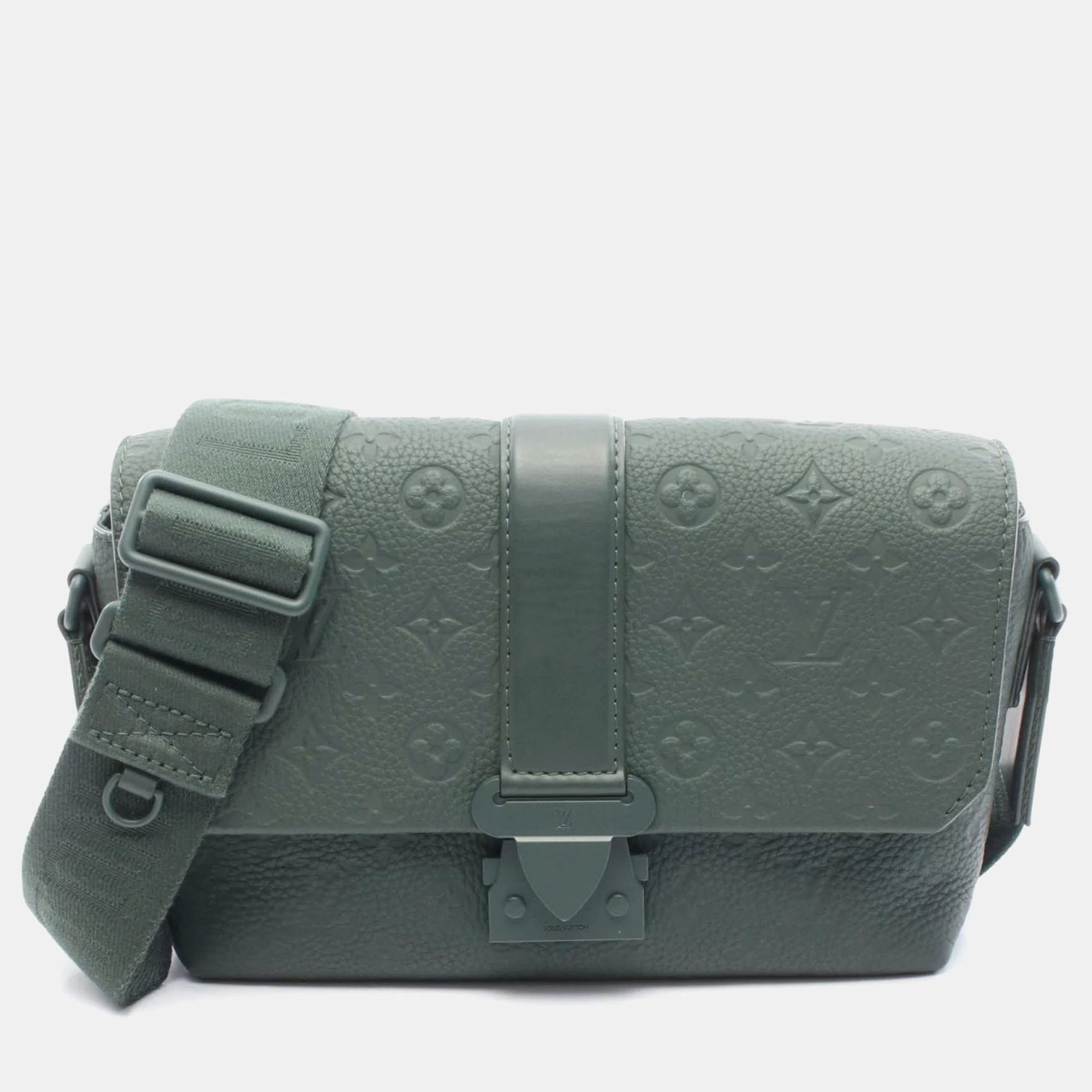 

Louis Vuitton Cape Green Leather Shoulder Bag