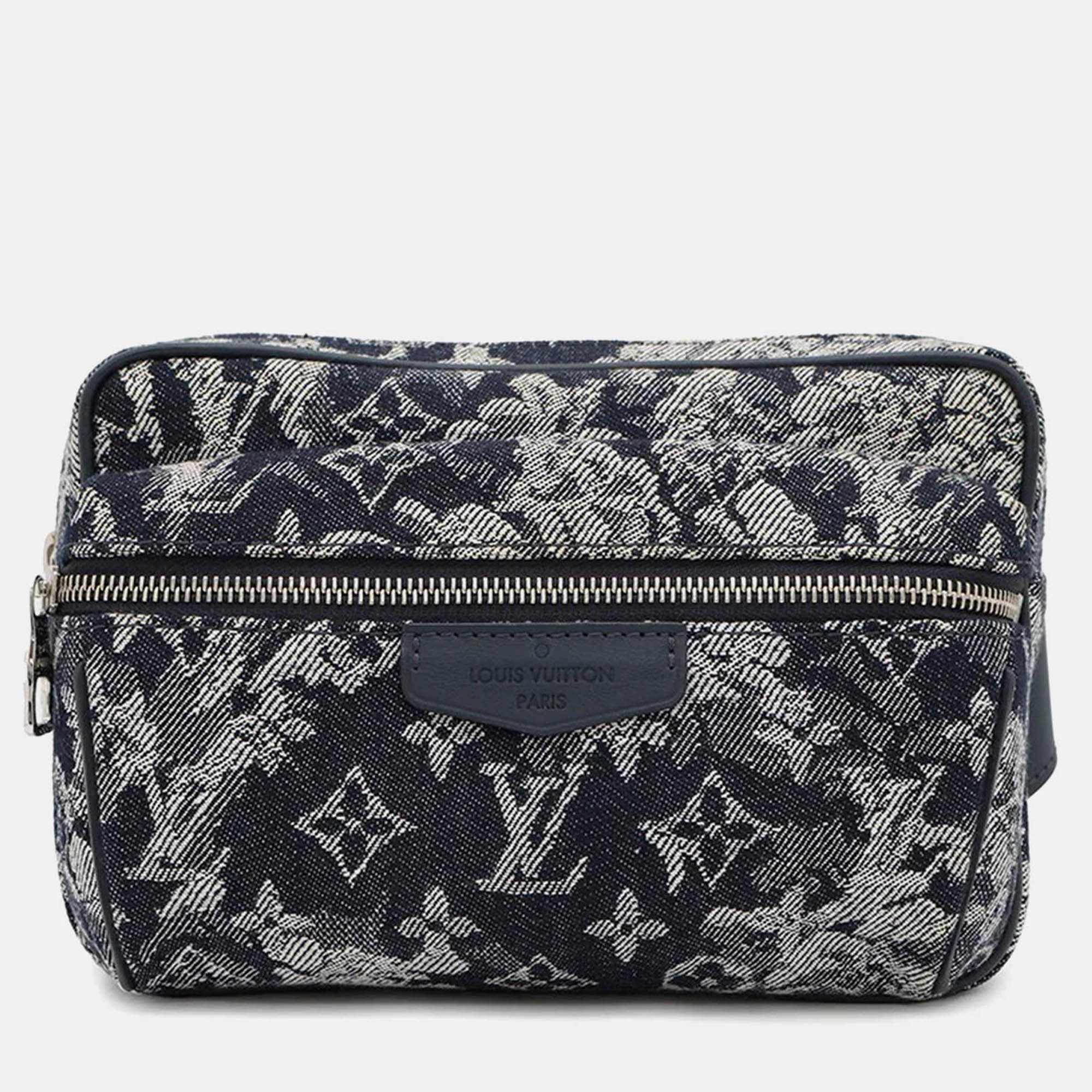 

Louis Vuitton Bumbag/ Outdoor Navy Monogram / Tapestry, Navy blue