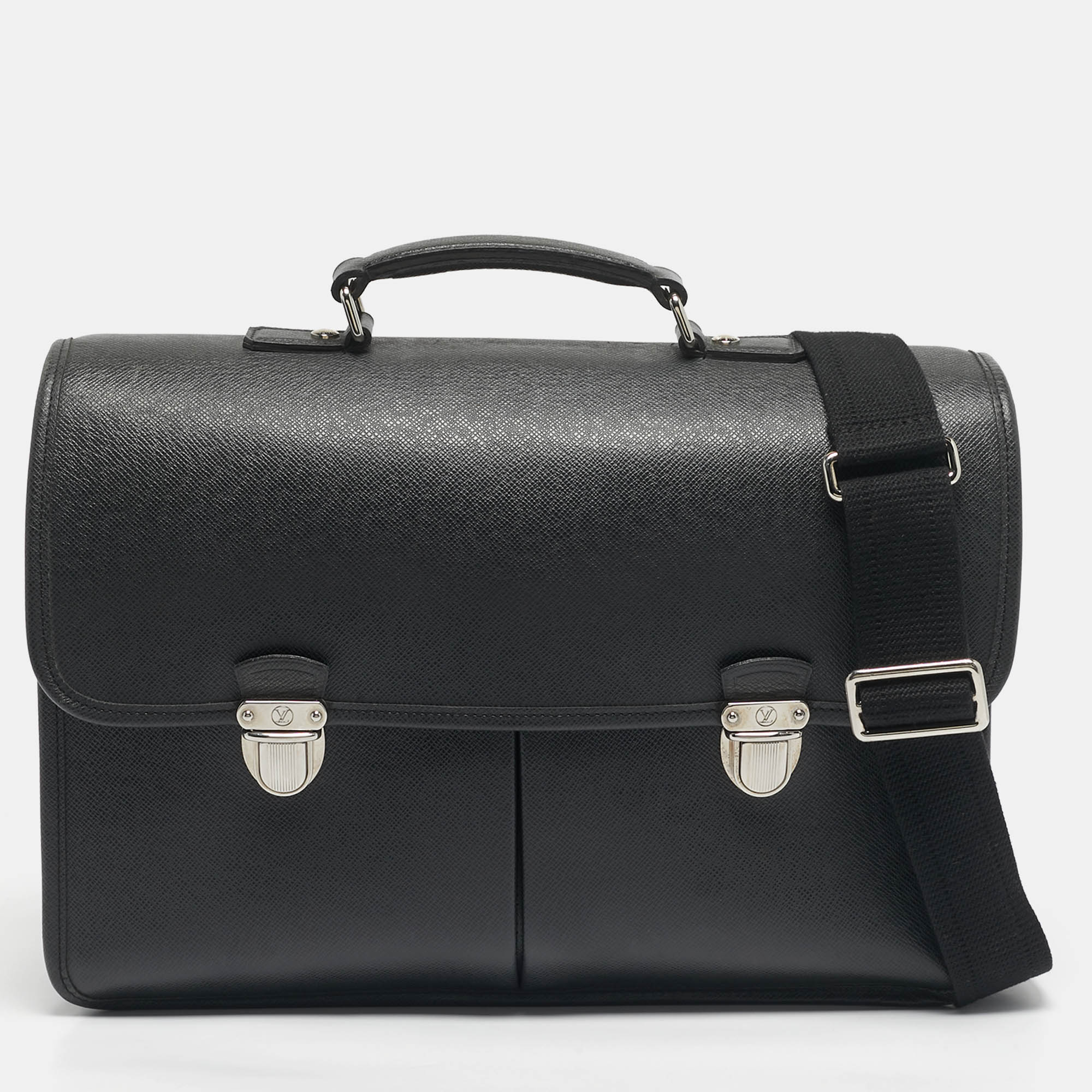 

Louis Vuitton Black Taiga Leather Alexei Messenger Bag