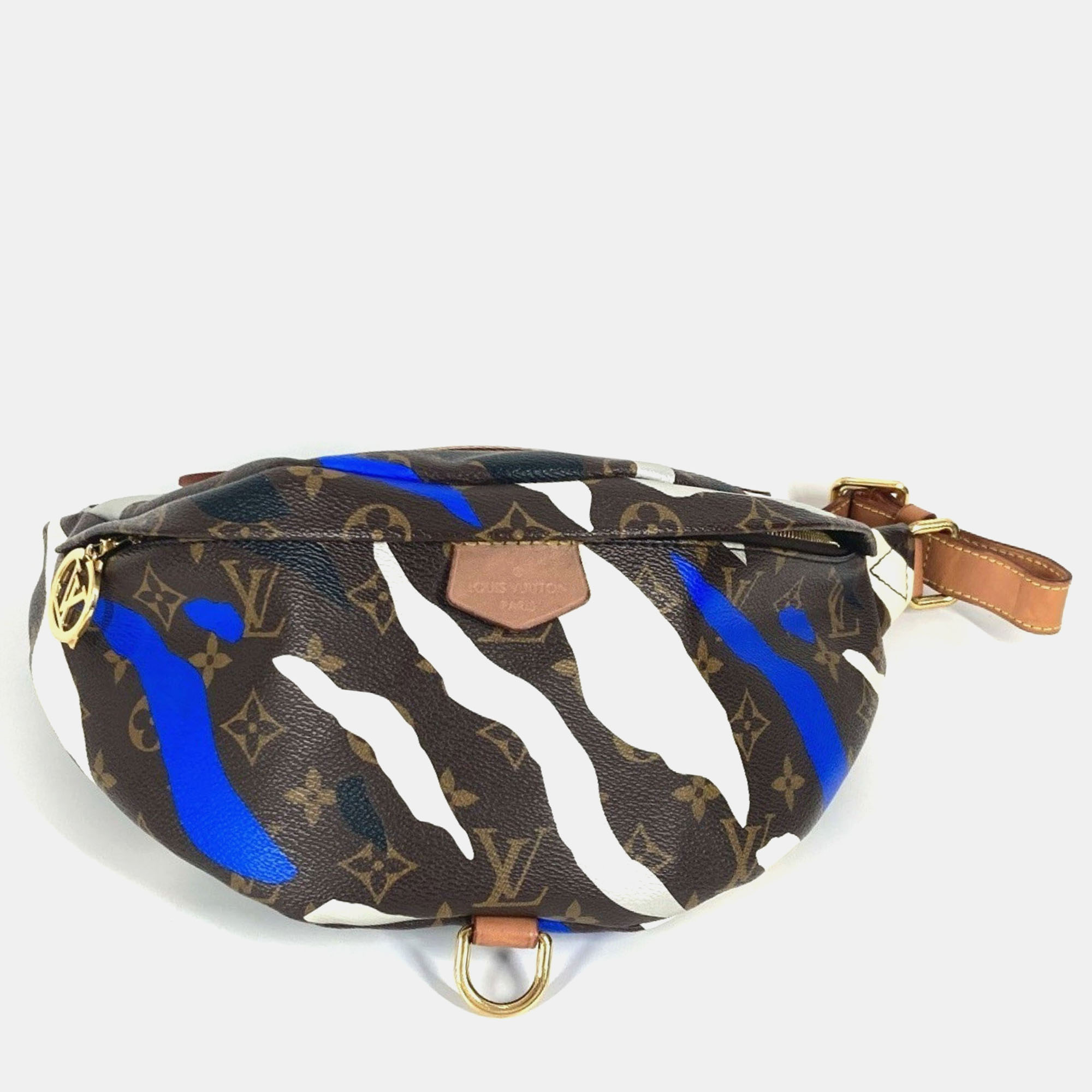 

Louis Vuitton League of Legends Monogram Brown Canvas Bum Bag Tote