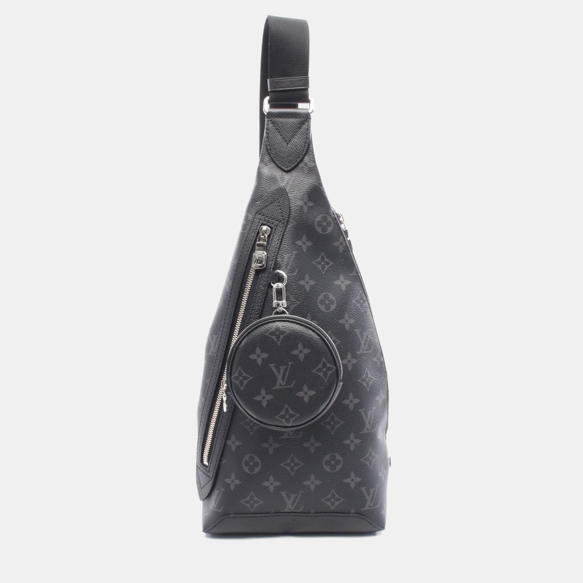 

Louis Vuitton Duo Waist Body Taiga Rama Black Coated Canvas Leather Bag