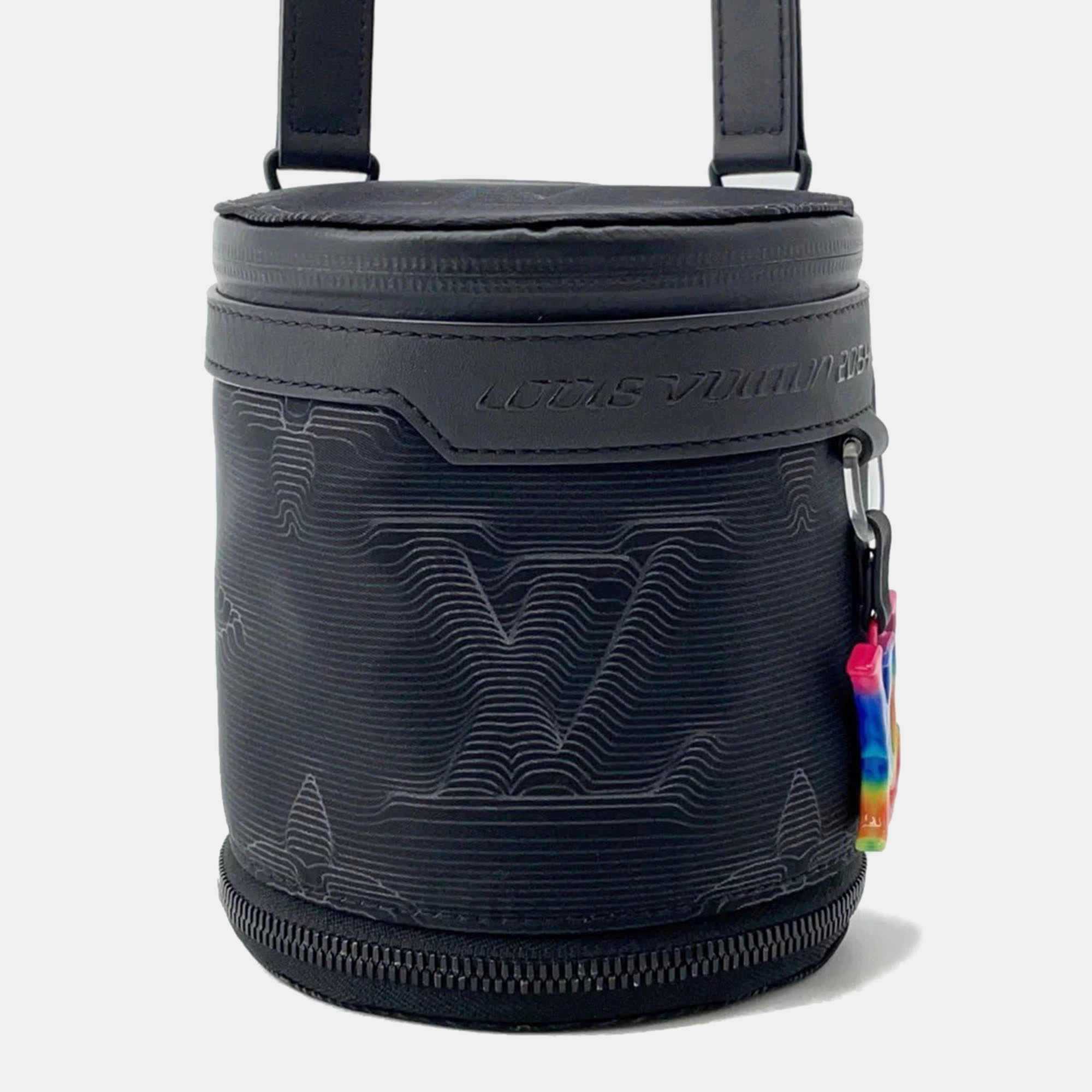 

Louis Vuitton 2054 Ii Expandable Polochon Black Nylon Leather Bag