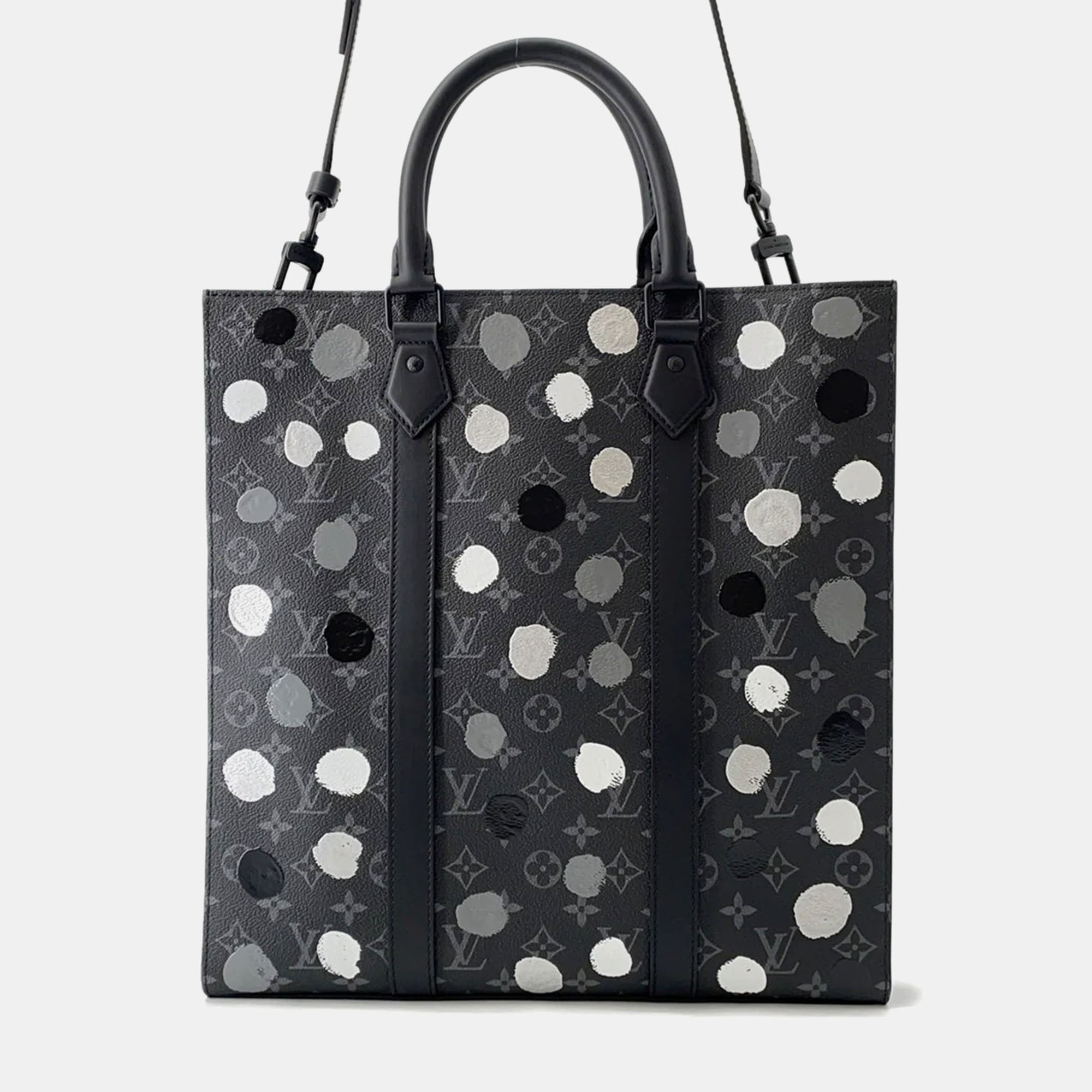 

Louis Vuitton Lv × Yk Sac Plat Noir Monogram Eclipse Painted Dot, Black