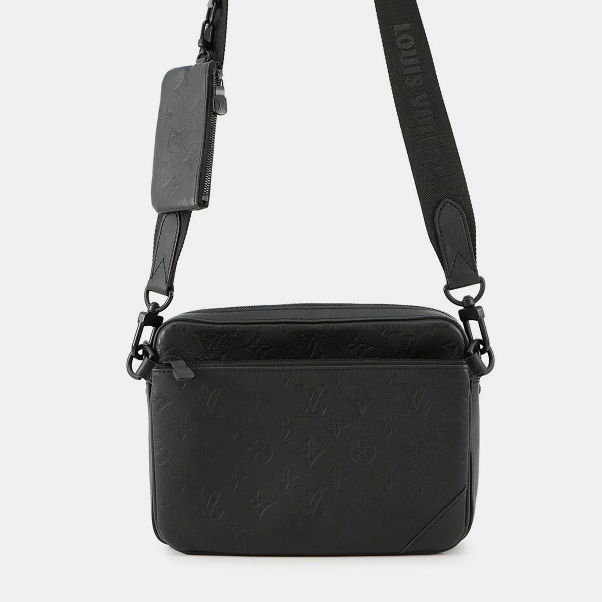 

Louis Vuitton Trio Messenger Noir Monogram Shadow, Black