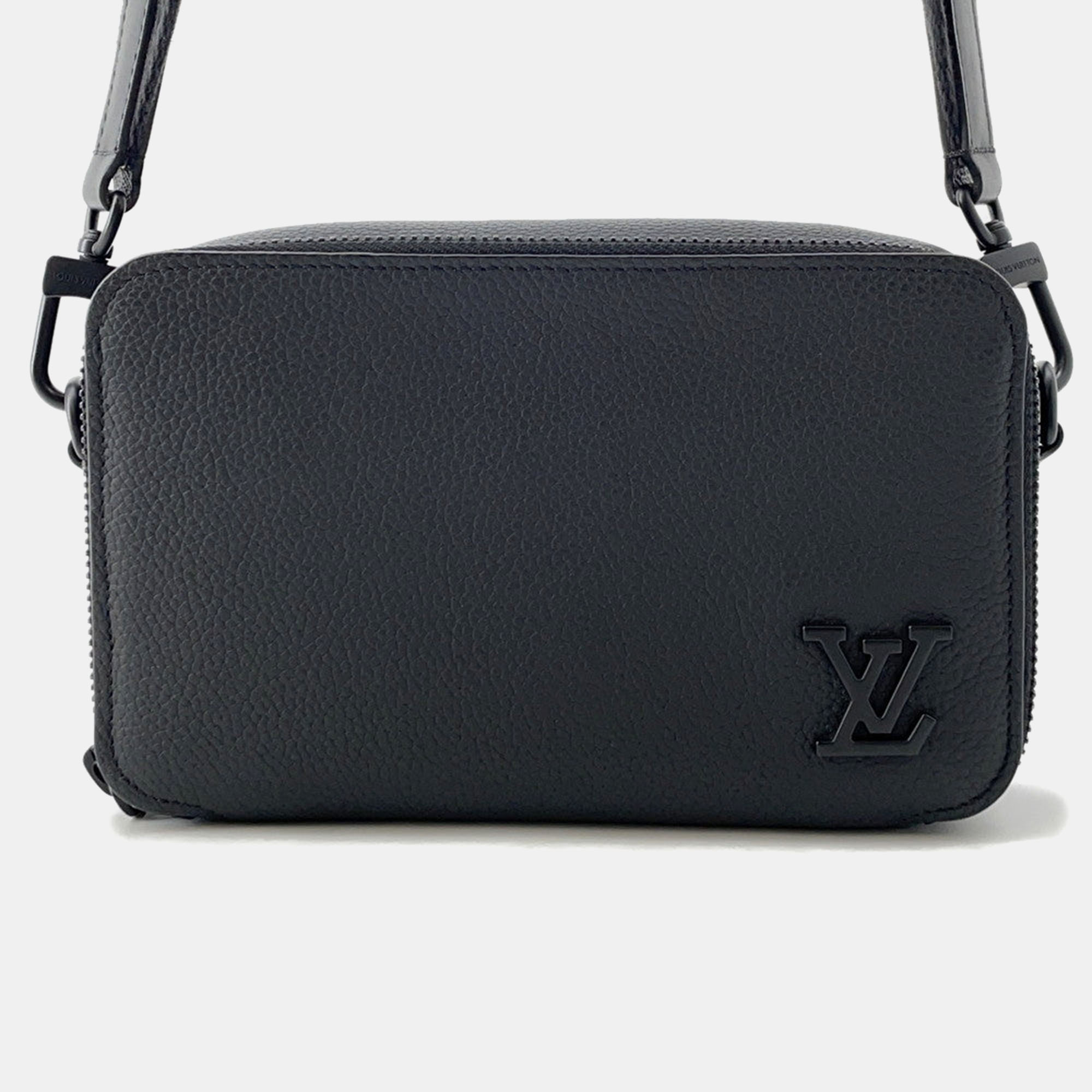 

Louis Vuitton Alpha Wearable Wallet Noir Grained Calf Leather Lv Aerogram, Black
