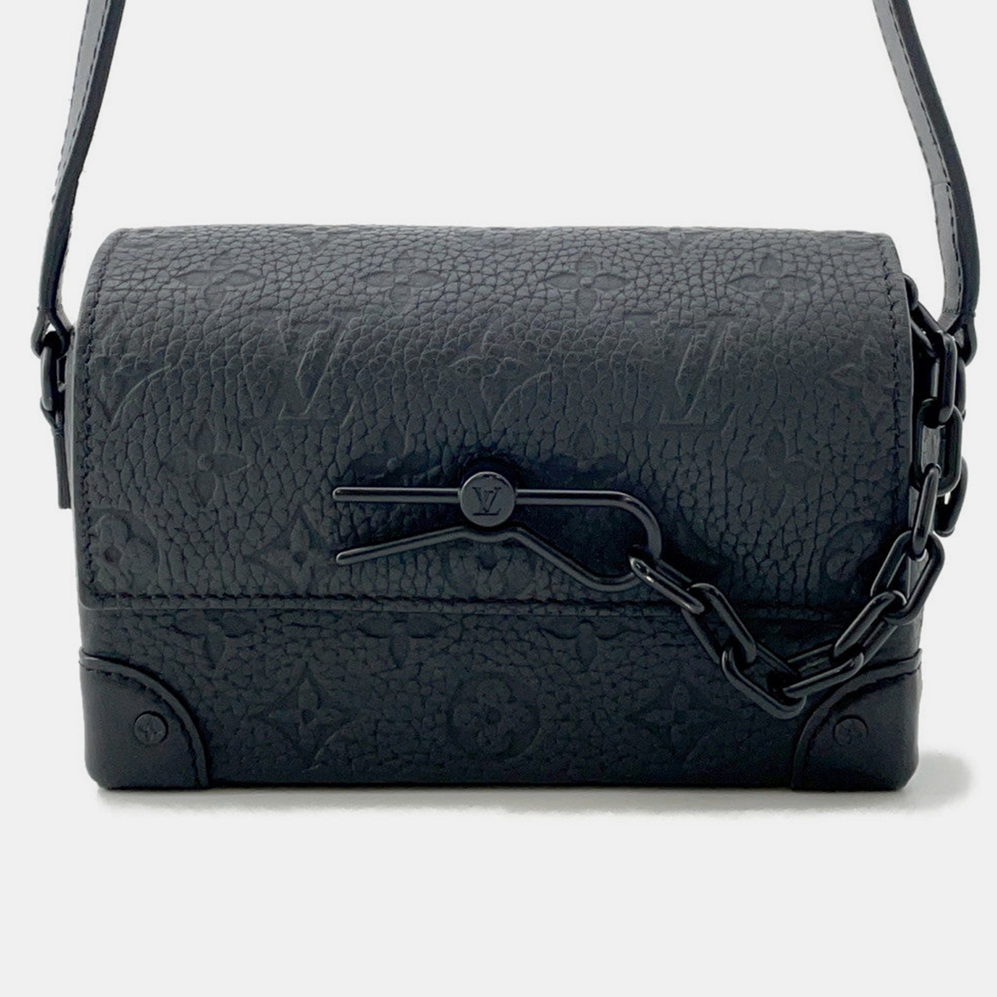 

Louis Vuitton Steamer Wearable Wallet Noir Monogram Taurillon, Black