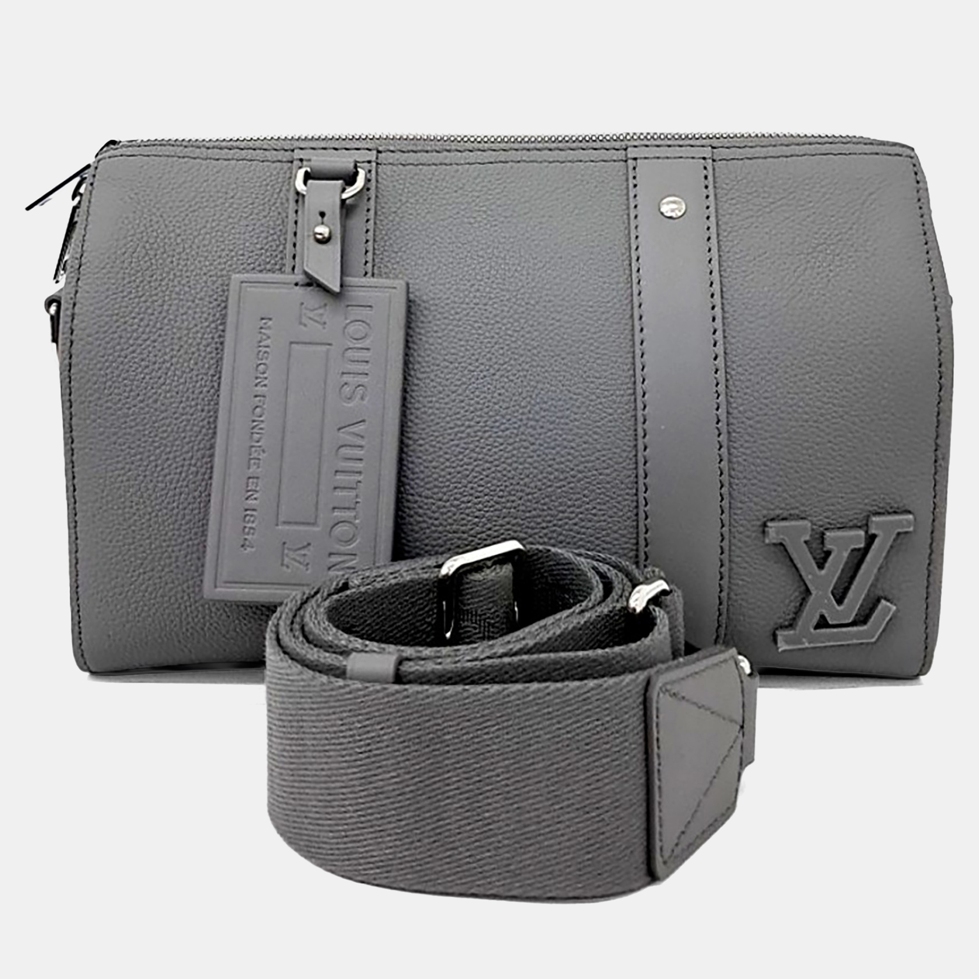 

Louis Vuitton Grey Leather City Keepall