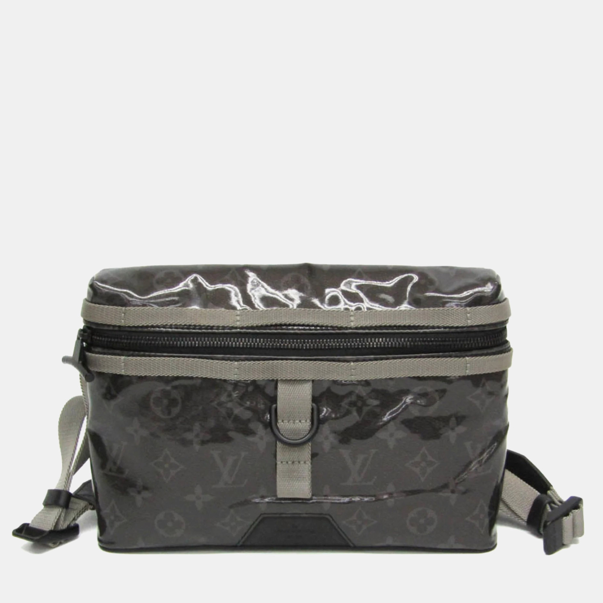 

Louis Vuitton Monogram Eclipse Glaze Messenger PM Shoulder Bag Black