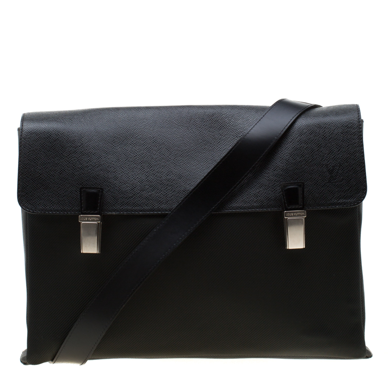 Louis Vuitton Black Fabric and Taiga Leather Saratov GM Messenger Bag
