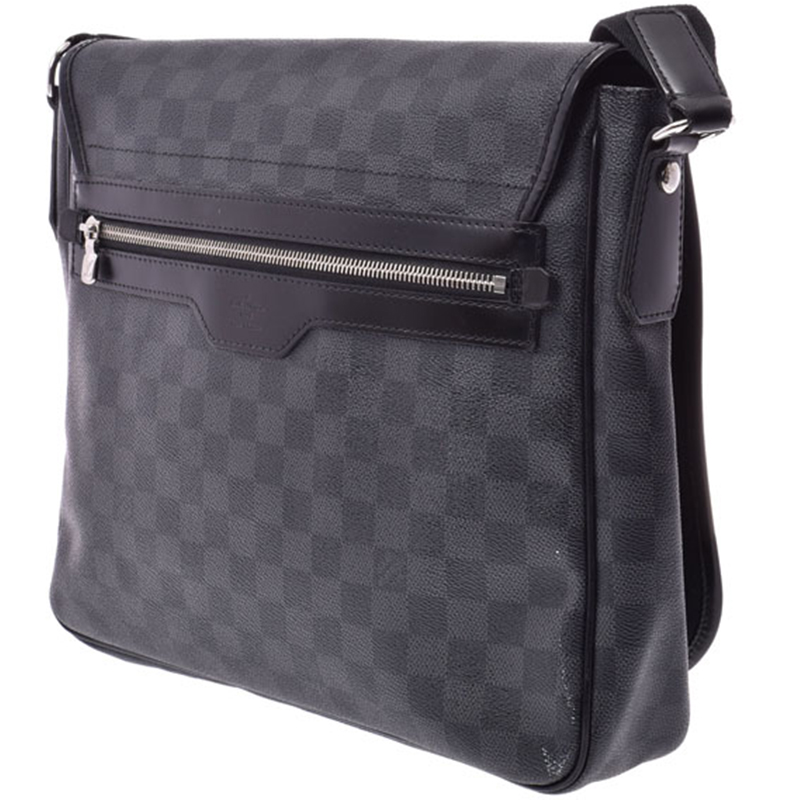 

Louis Vuitton Damier Graphite Canvas Daniel MM Messenger Bag, Black