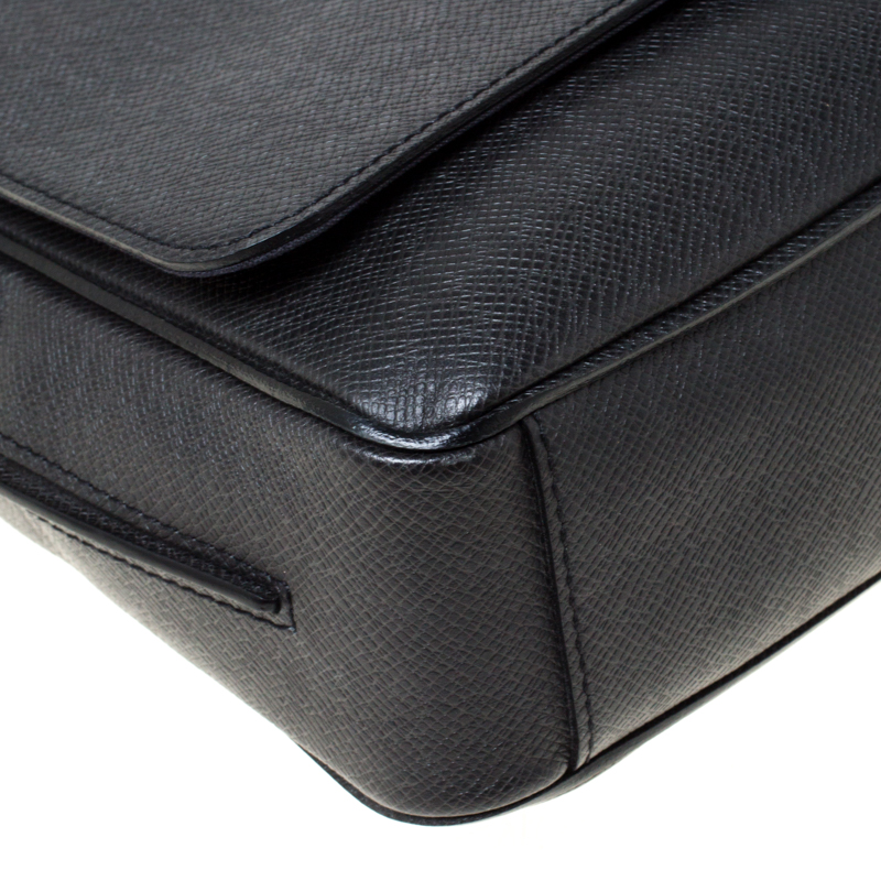 Louis Vuitton Grand Noé Messenger Bag in Black Epi Leather