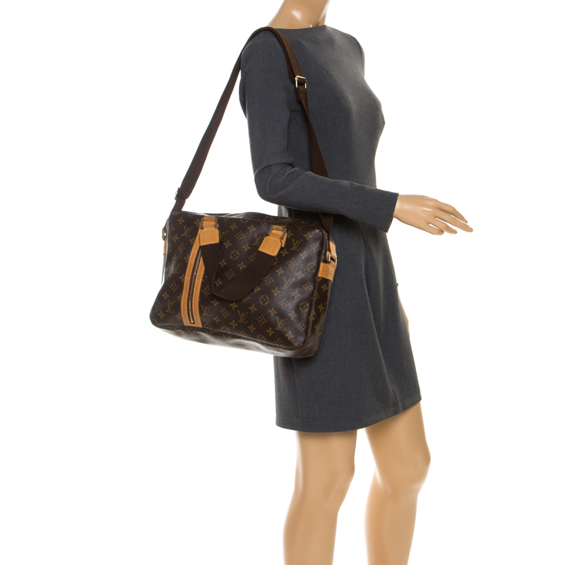 

Louis Vuitton Monogram Canvas Sac Bosphore Messenger Bag, Brown
