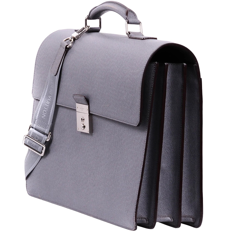 

Louis Vuitton Gray Taiga Leather Robusto III Briefcase, Grey