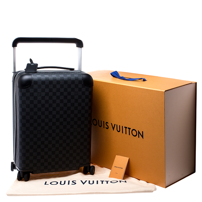 LOUIS VUITTON Monogram Horizon 50 suitcase M23209 LV Auth 38251 Cloth  ref.853912 - Joli Closet