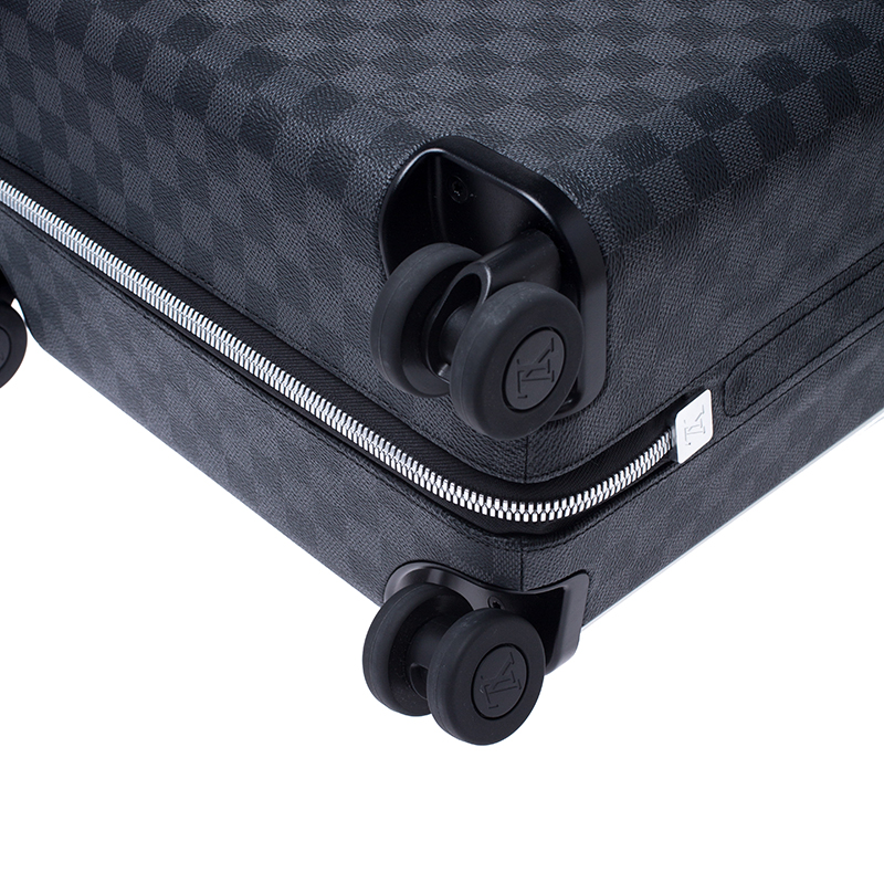 Sold at Auction: Louis Vuitton Monogram Horizon 50 rolling luggage suitcase:  19 1/2H x 14 1/2W x 8D