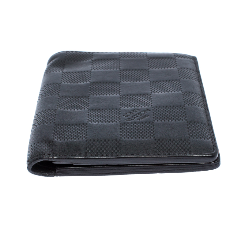 Louis Vuitton - James Wallet  .com/front/#/eng_US/Collections/Men/Small-Leather-Goods/products/James- Wallet-DAMIER-INFINI-N6300…