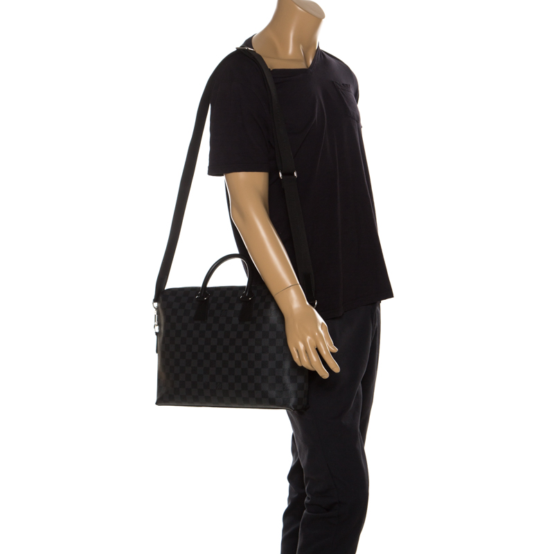 

Louis Vuitton Damier Graphite Canvas Porte Documents Jour Messenger Bag, Grey