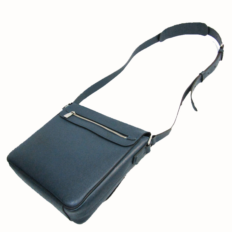 

Louis Vuitton Ocean Taiga Leather Roman PM Bag, Blue