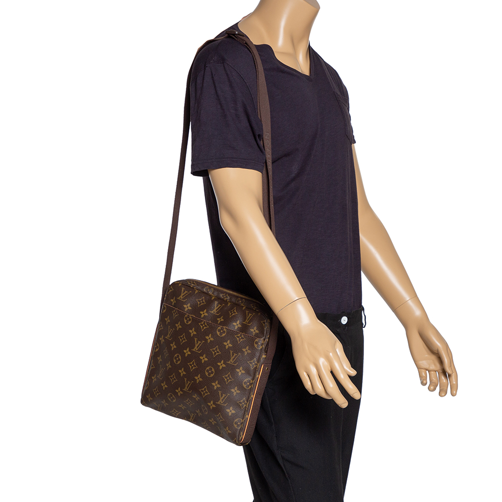 

Louis Vuitton Monogram Canvas Messenger Bag, Brown