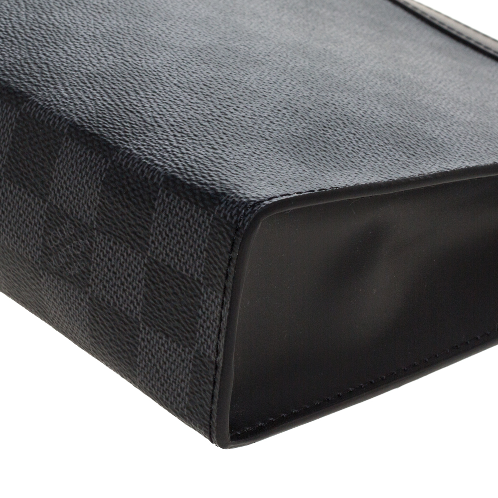 Louis Vuitton Damier Graphite Pixel Pochette Voyage MM - Black Portfolios &  Pouches, Bags - LOU623770