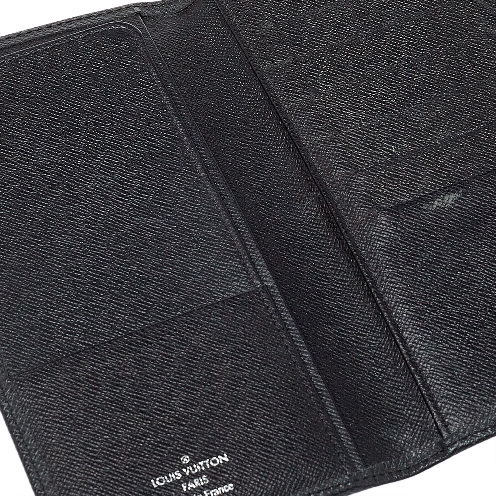

Louis Vuitton Black Taiga Leather Long Wallet