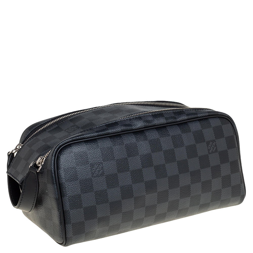Louis Vuitton Damier Graphite Dopp Kit Toiletry Bag - Grey Toiletry Bags,  Bags - LOU732022