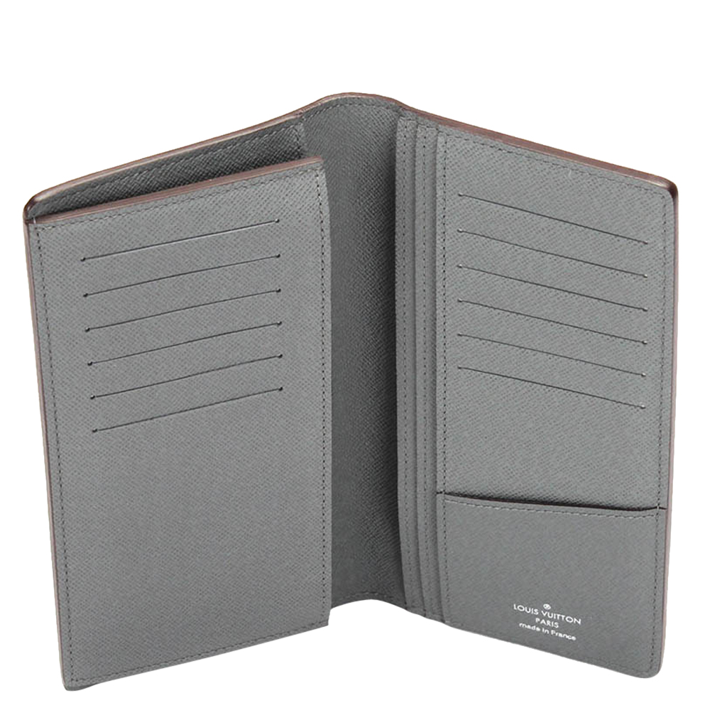 

Louis Vuitton Grey Leather Brazza Wallet