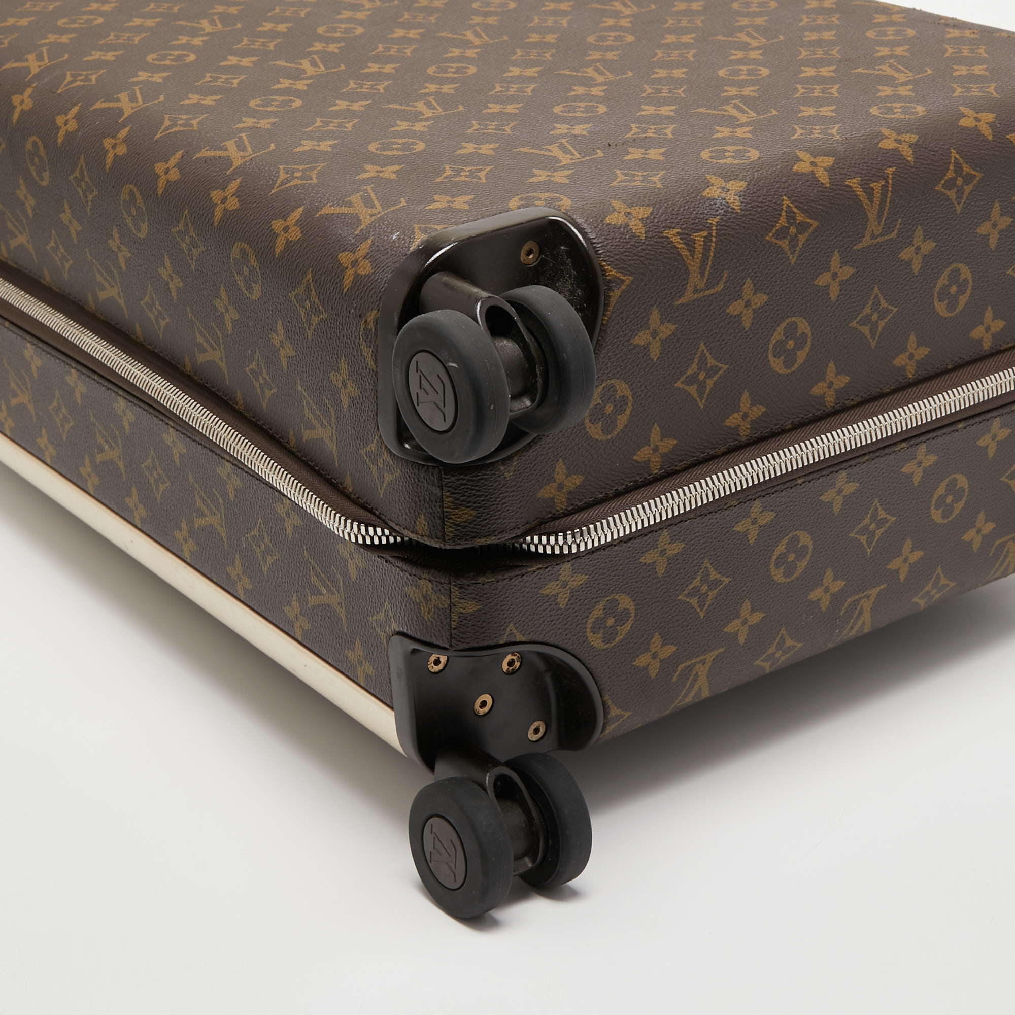 Horizon 50 Suitcase - Louis Vuitton ®