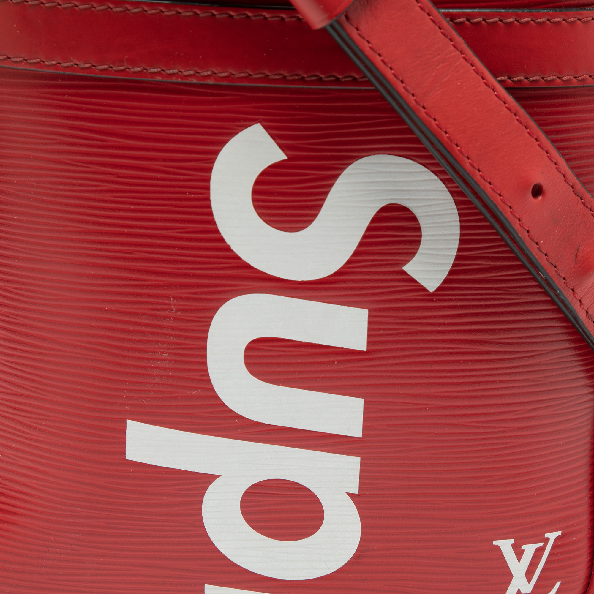 Louis Vuitton x Supreme Epi Danube PM - Red Messenger Bags, Bags -  LOUSU20656