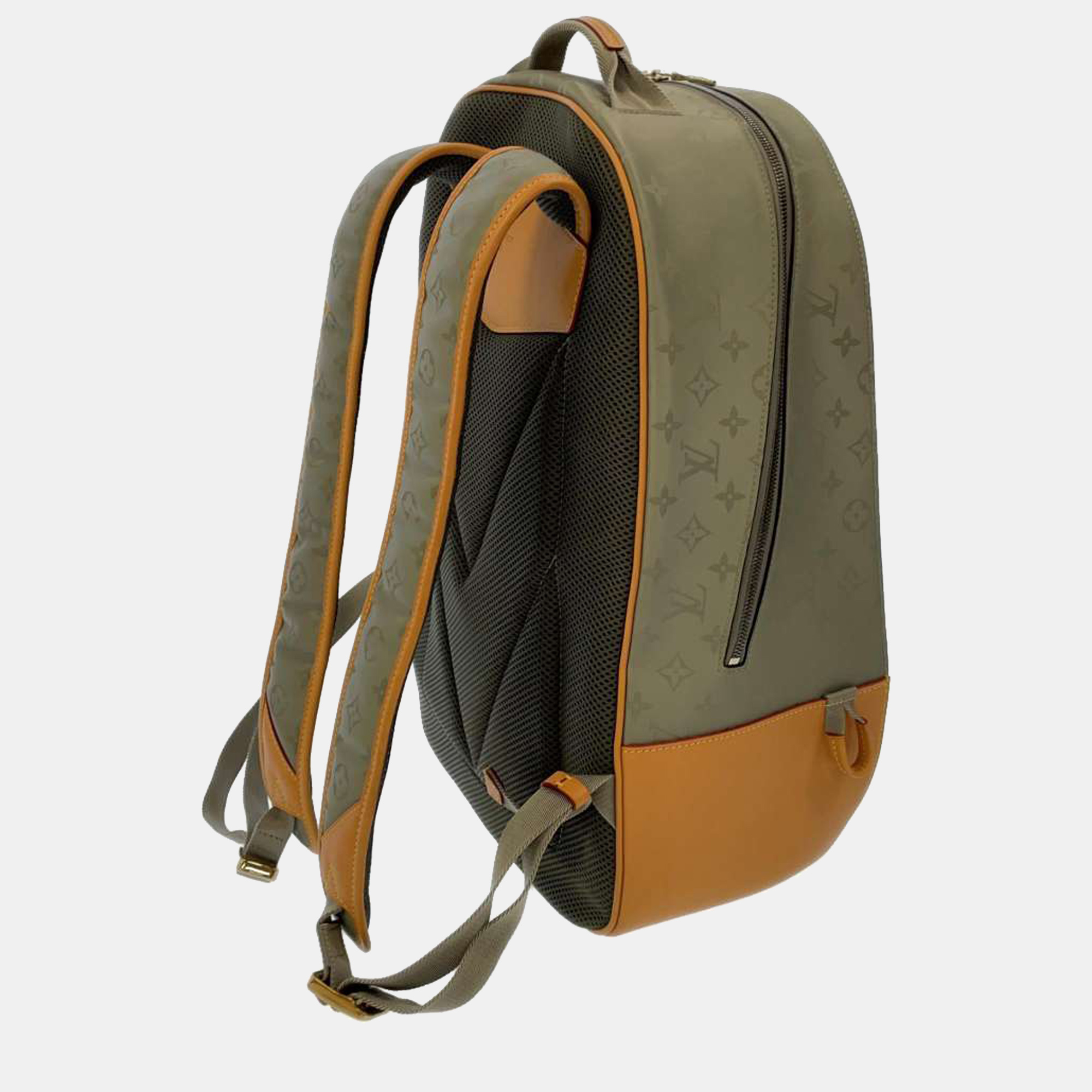 

Louis Vuitton Beige Monogram Canvas GM Titanium Backpack
