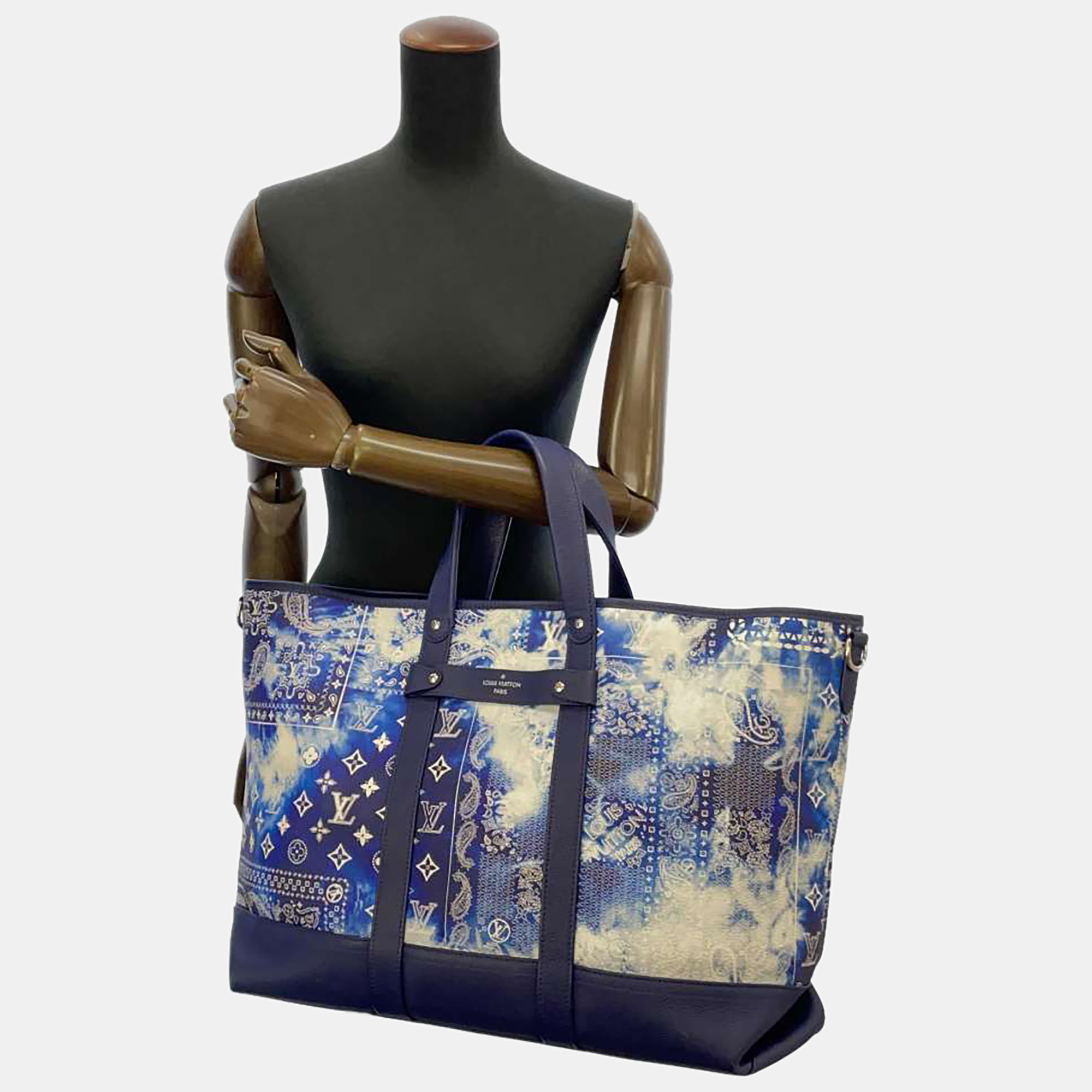 

Louis Vuitton Blue Monogram Cowhide Bandana Canvas Journey Tote Bag