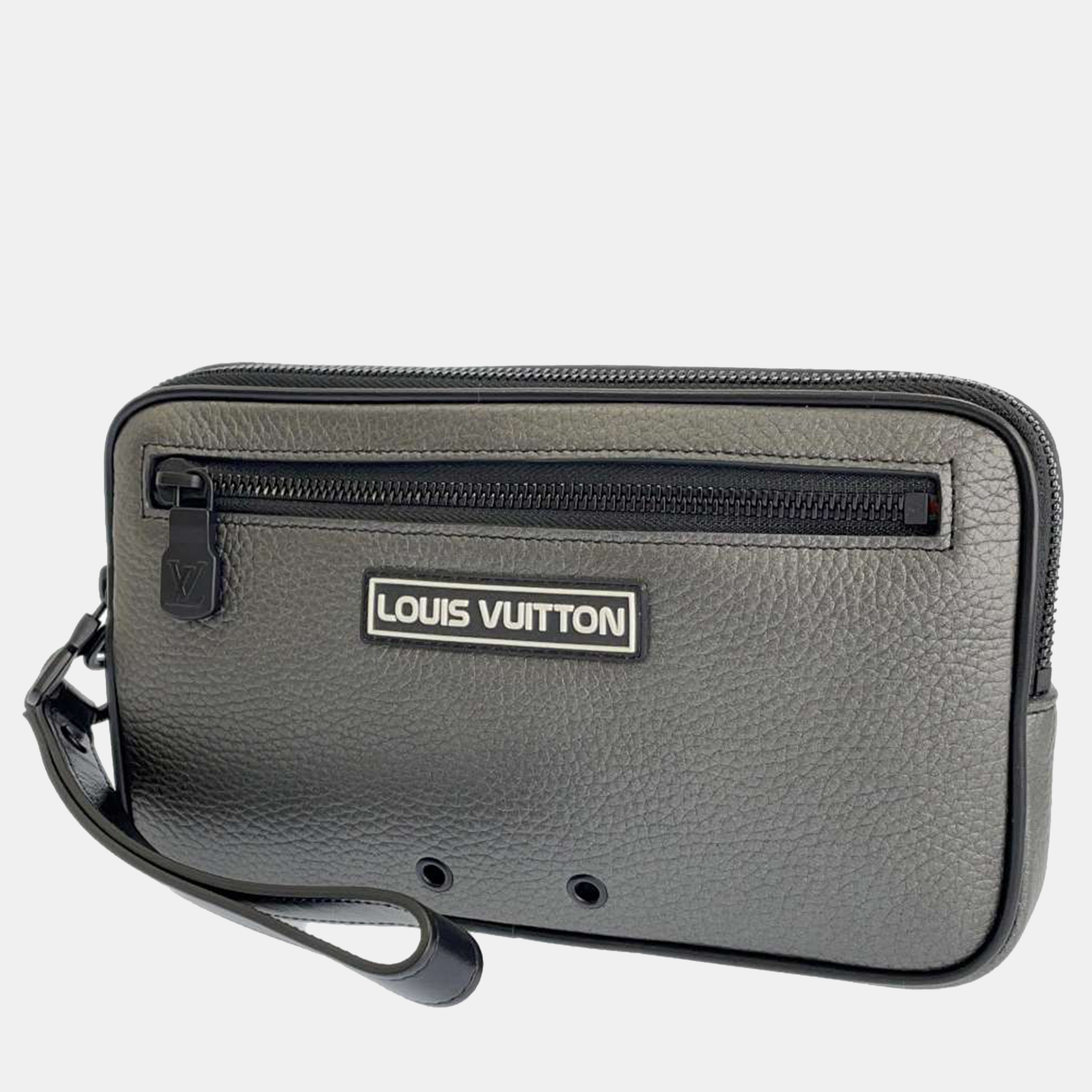 

Louis Vuitton Grey Taurillon Leather Alpha Clutch