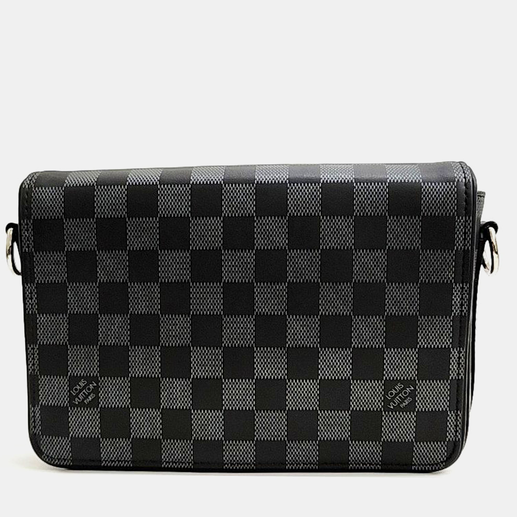 Pre-owned Louis Vuitton Damier Infini Studio Messenger Bag In Black