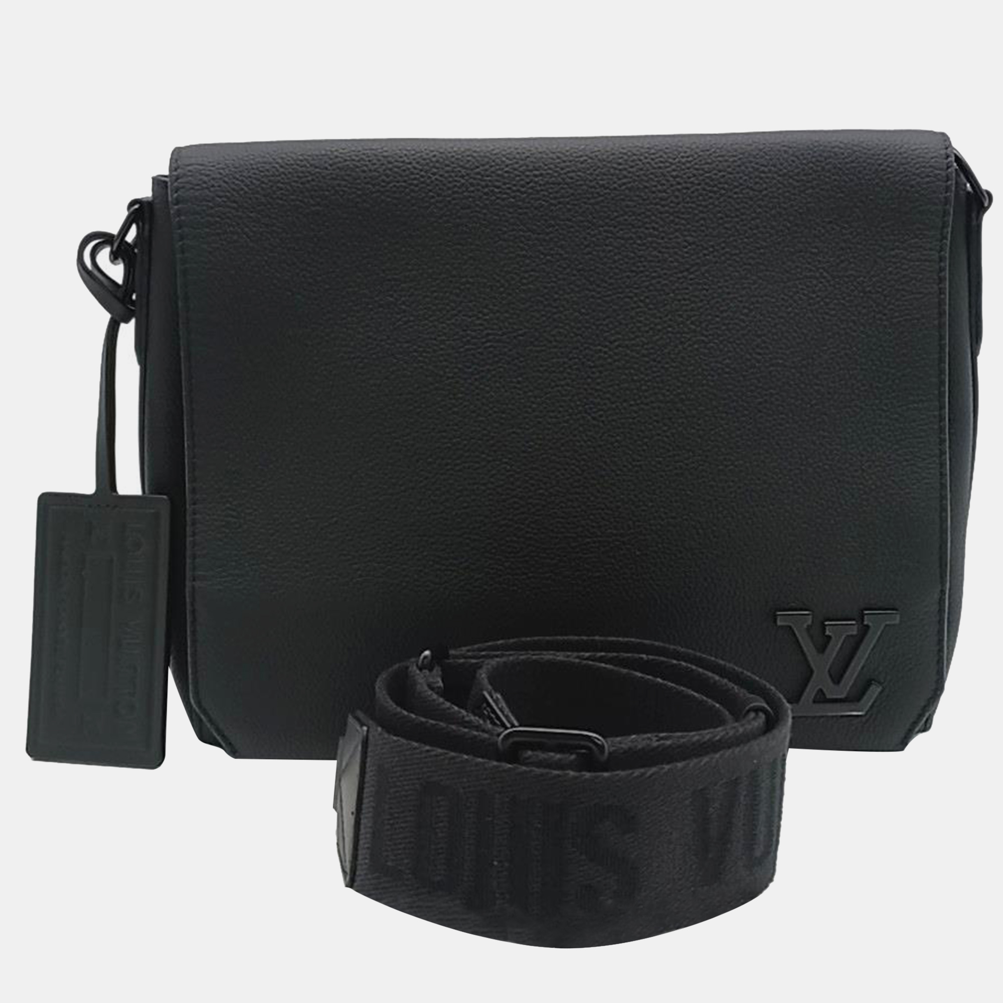 Pre-owned Louis Vuitton Black Leather Aerogram Messenger Bag