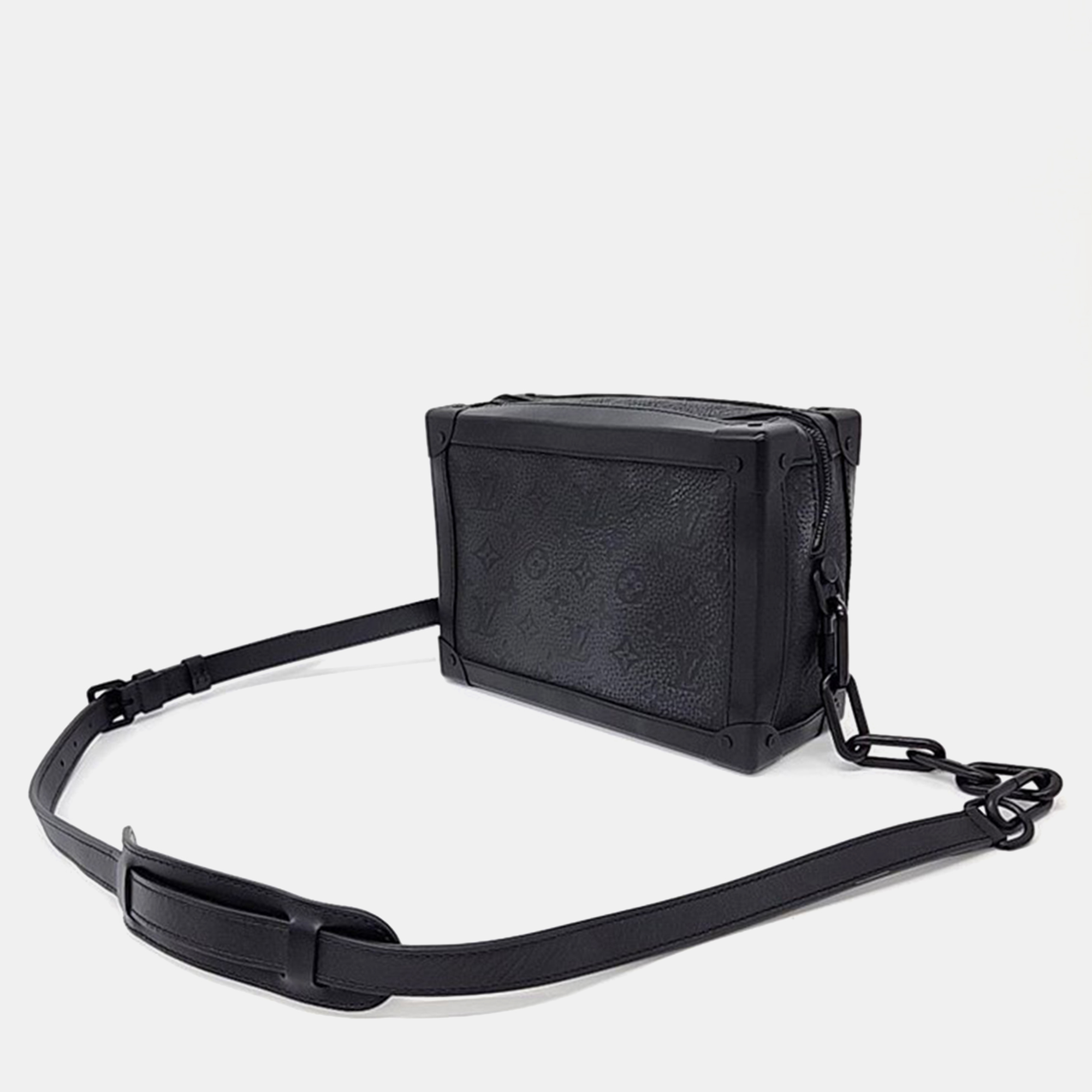 

Louis Vuitton Soft Trunk, Black