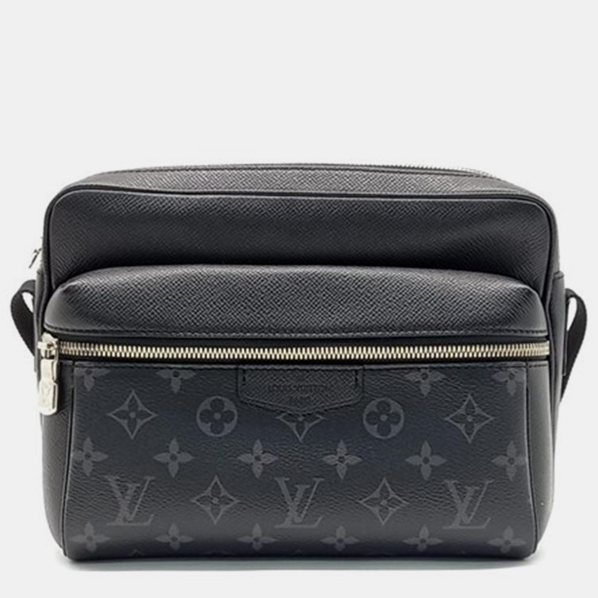 Pre-owned Louis Vuitton Outdoor Messenger Pm Crossbody Bag In Black