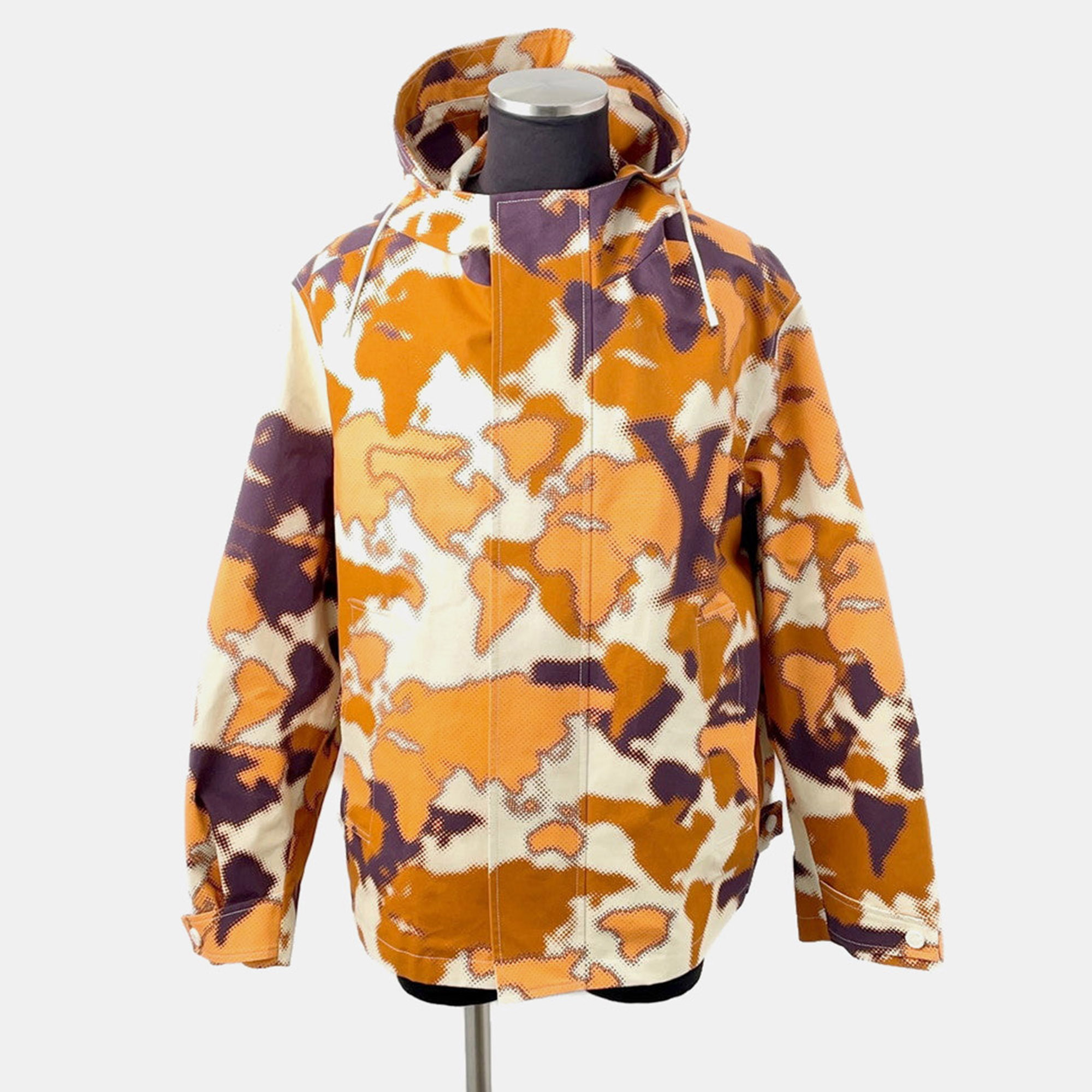 

Louis Vuitton Camouflage Pattern Mountain Parka Size 50 Orange/Multicolor Cotton100%