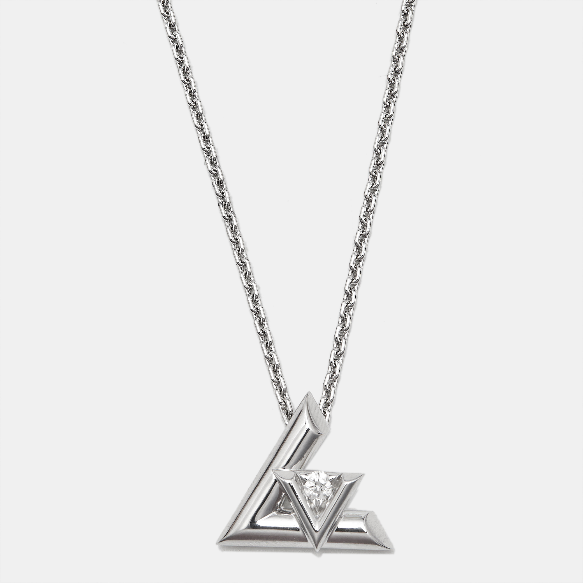 

Louis Vuitton LV Volt Diamond 18k White Gold Large Necklace
