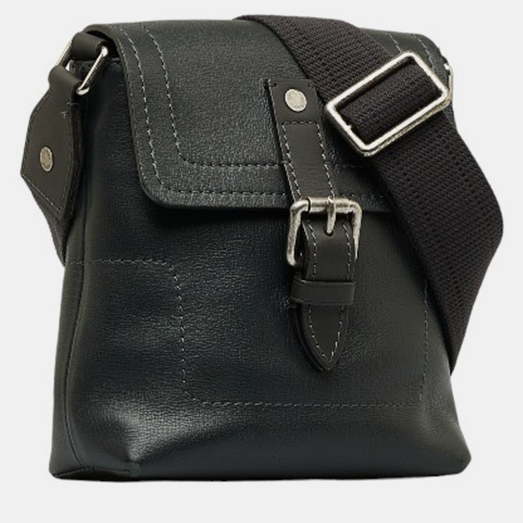 

Louis Vuitton Black Leather Utah Yuma Crossbody Bag