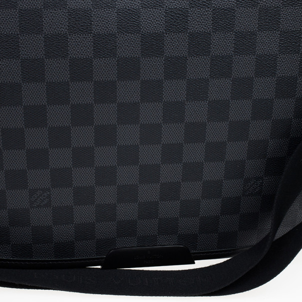 Louis Vuitton Damier Graphite Renzo Messenger Bag – The Closet