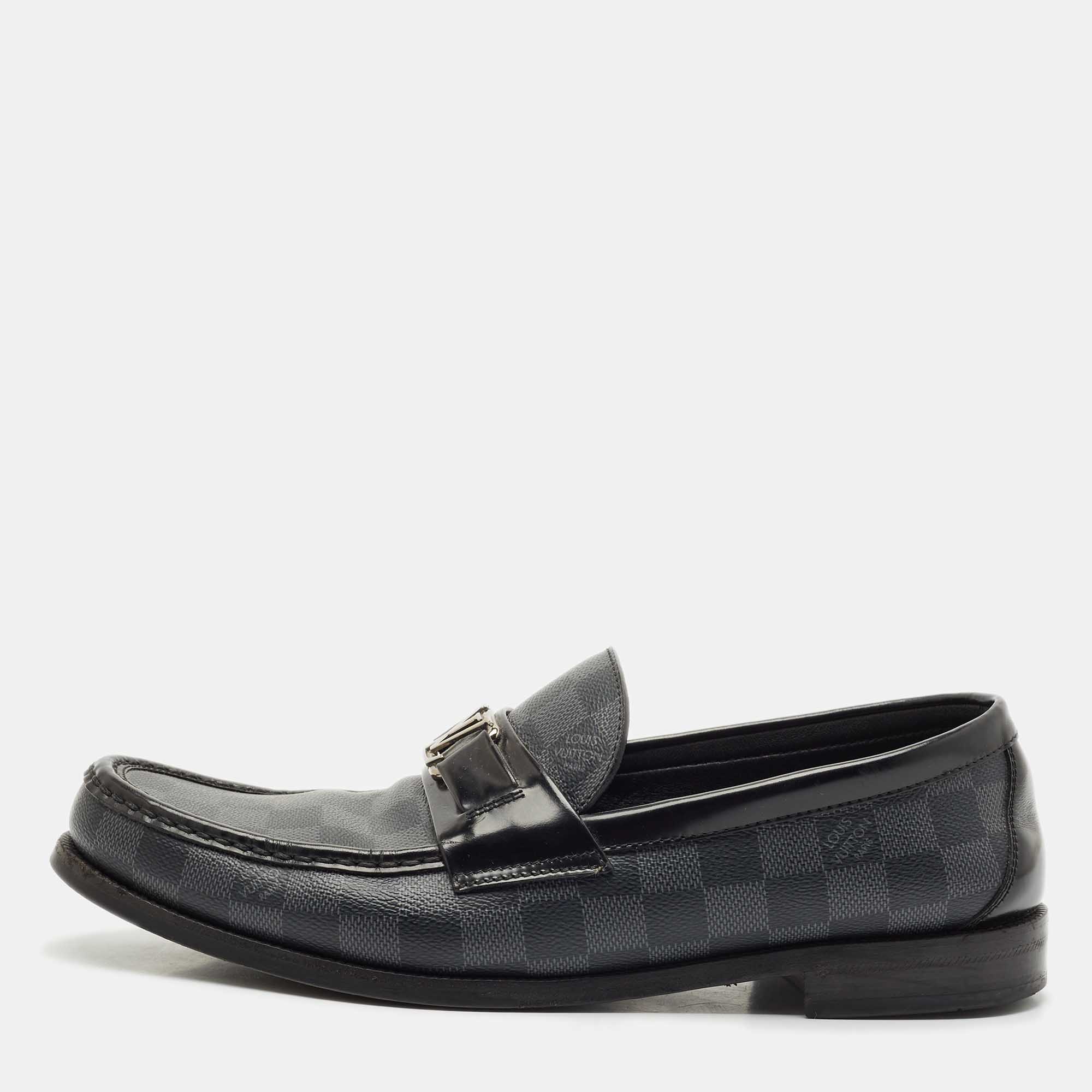 

Louis Vuitton Black Leather Damier Embossed Santiago Loafers Size 43