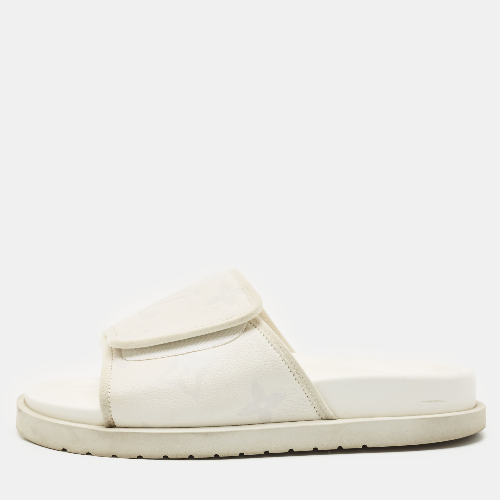 Pre-owned Louis Vuitton White Monogram Embossed Leather Miami Flat Slide Sandals Size 41